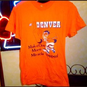 COPY - 🏈 • RARE • 70s  • VINTAGE • 1978 Denver Broncos • football T-shirt •  🏈